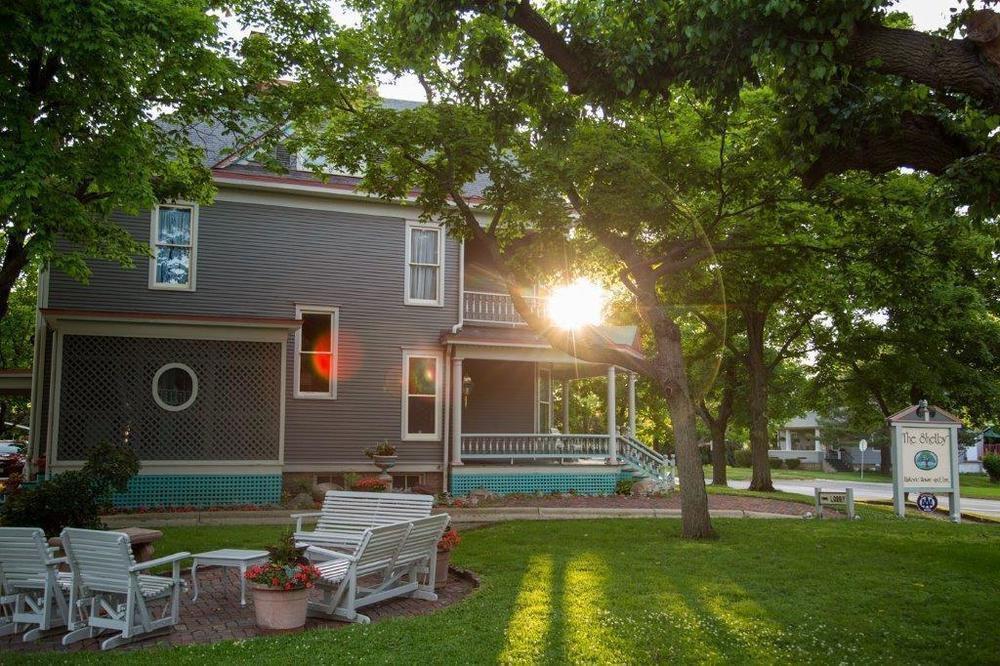 The Shelby Inn Shelbyville エクステリア 写真